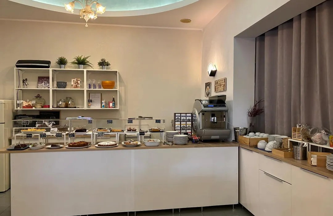 Hotel Iride Suite&Breakfast- ideale per famiglie e coppie-1